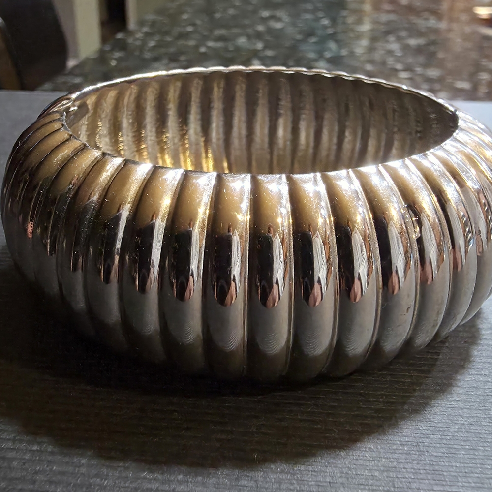 Silver Ribbed Bangle Bracelet - Picture 3 of 5